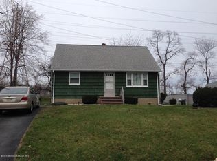 6 Roberts Rd, New Brunswick, NJ 08901