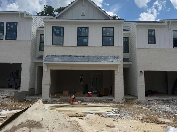 2068 Underwood Dr #26, Lawrenceville, GA 30043