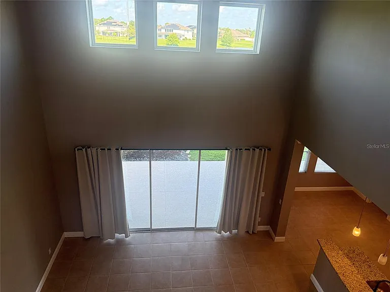 3128 Amalfi Dr — Photo 24