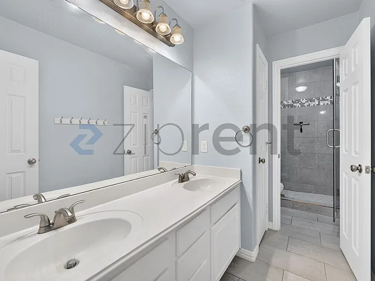 15128 Appaloosa Dr — Photo 31