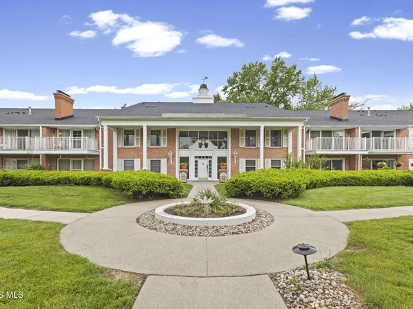 5679 Monroe St Unit 209, Sylvania, OH 43560