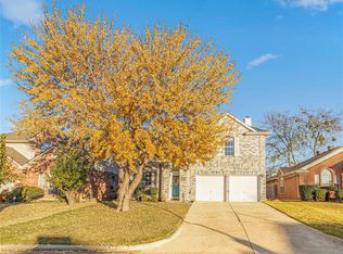 3976 Holly Hill Dr, Grand Prairie, TX 75052