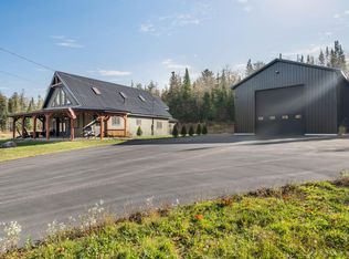 33 Comikev Lane, Winterport, ME 04496