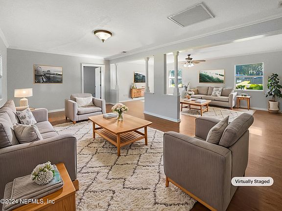 3rd image of 5758 HYDE GROVE Avenue