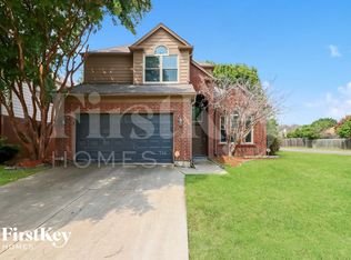 1500 Park Chase Ave, Arlington, TX 76011