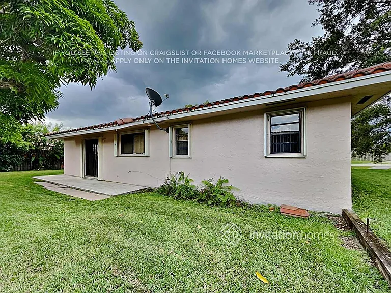 11295 SW 55th Pl — Photo 18