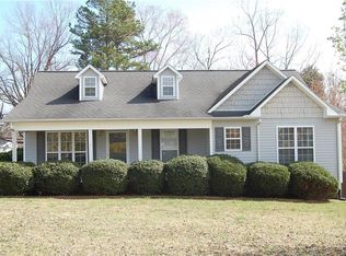 12 Bobo Dr, Thomasville, NC 27360