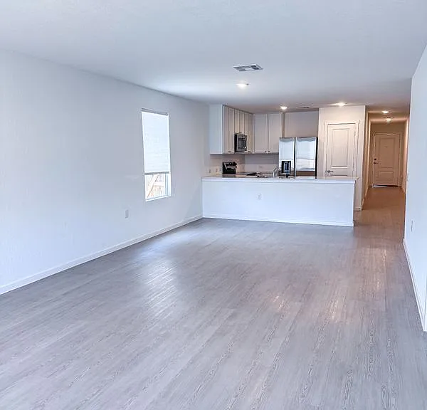 5915 Remember Way — Photo 2