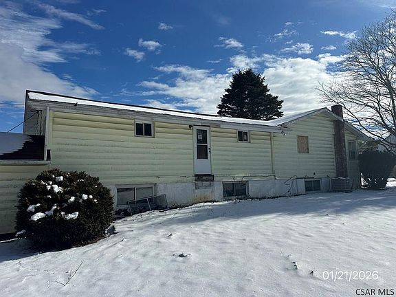 5th image of 1332 Rock Cut Rd