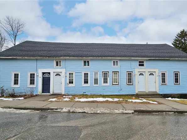 75 South Chestnut Street, Plainfield, CT 06374