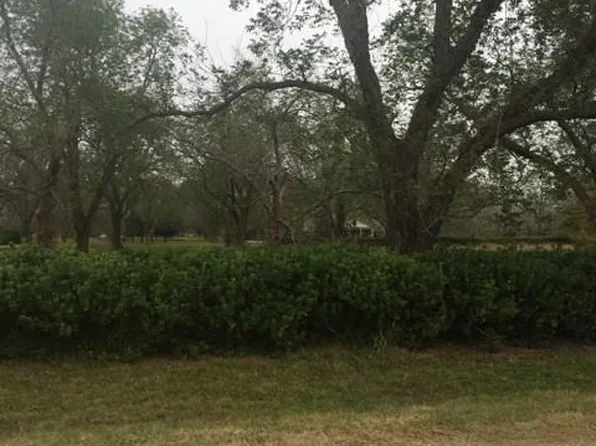 0 Pecan Row Dr, Wharton, TX 77488