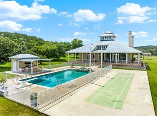834 Northwood Hills Dr, Fredericksburg, TX 78624