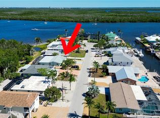 445 Donora Blvd, Fort Myers Beach, FL 33931