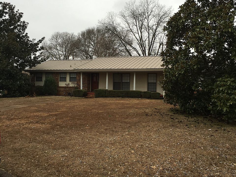 2nd image of 1033 Hemlock St