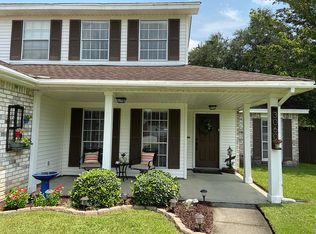 3060 Meadow Lake Dr E, Slidell, LA 70461