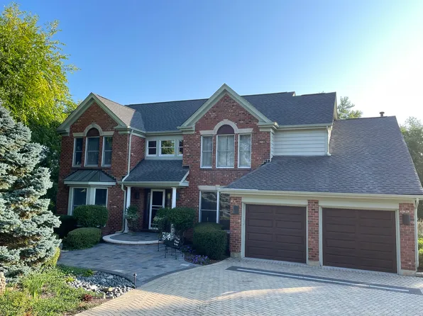 43W330 Creekside Ct, Saint Charles, IL 60175