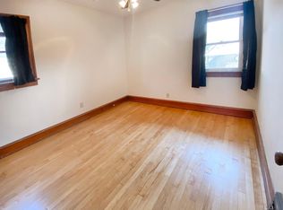 2566 S Howell Ave, Milwaukee, WI 53207