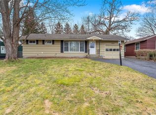 404 Wells Ave E, North Syracuse, NY 13212