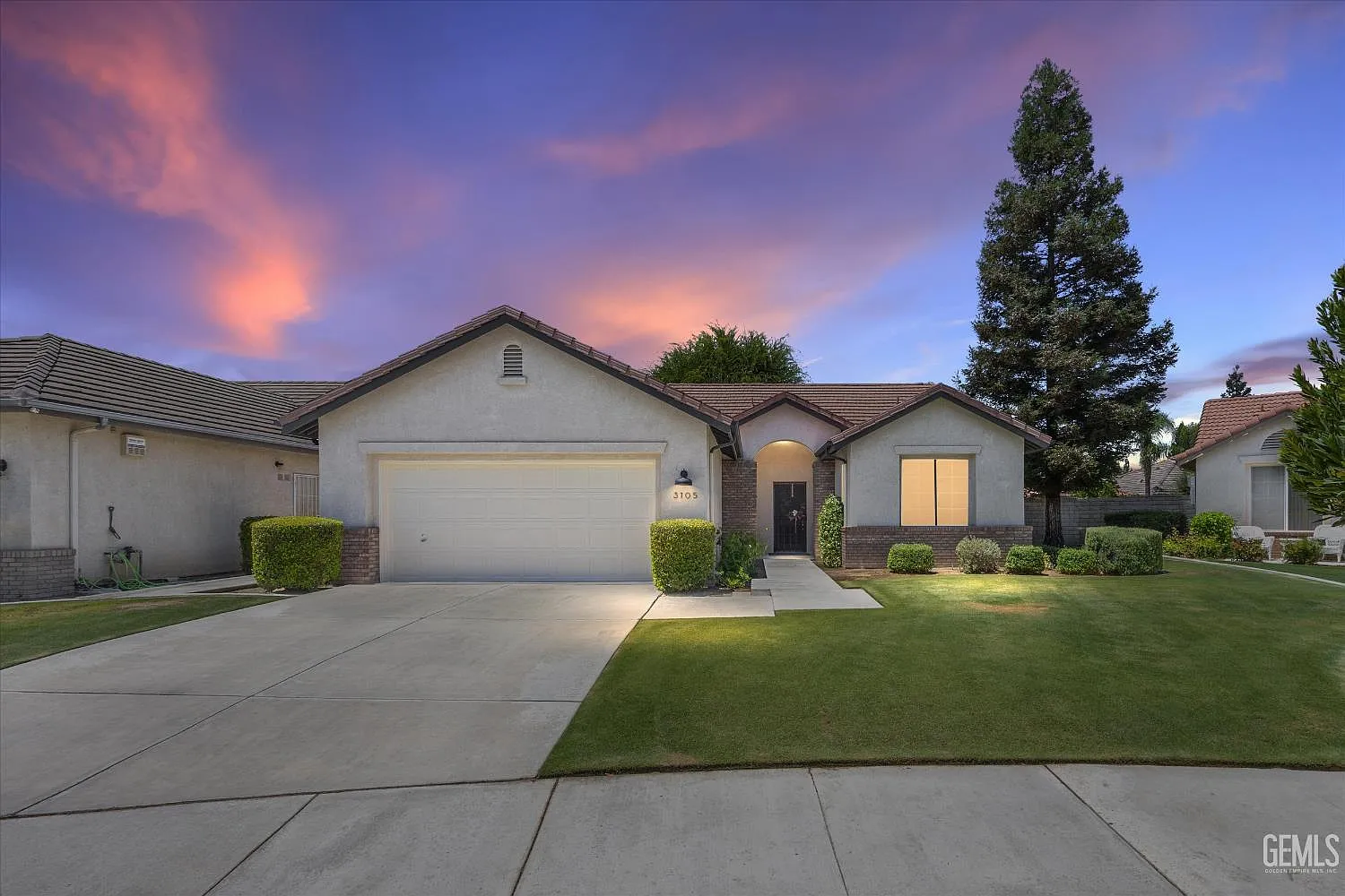 3105 Burgundy Rose St photo 1