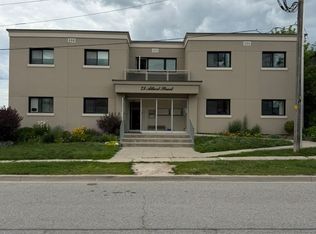 73 Albert St #8, Uxbridge, ON L9P1E4