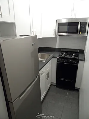 Rented by City Connections Realty | media 12