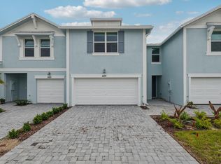 407 Salisbury Cir, Fort Pierce, FL 34982