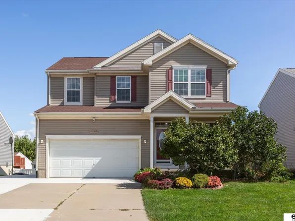 8809 S 167th St, Omaha, NE 68136