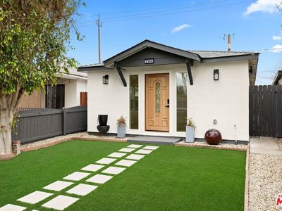 1309 W Chandler Blvd, Burbank, CA, 91506
