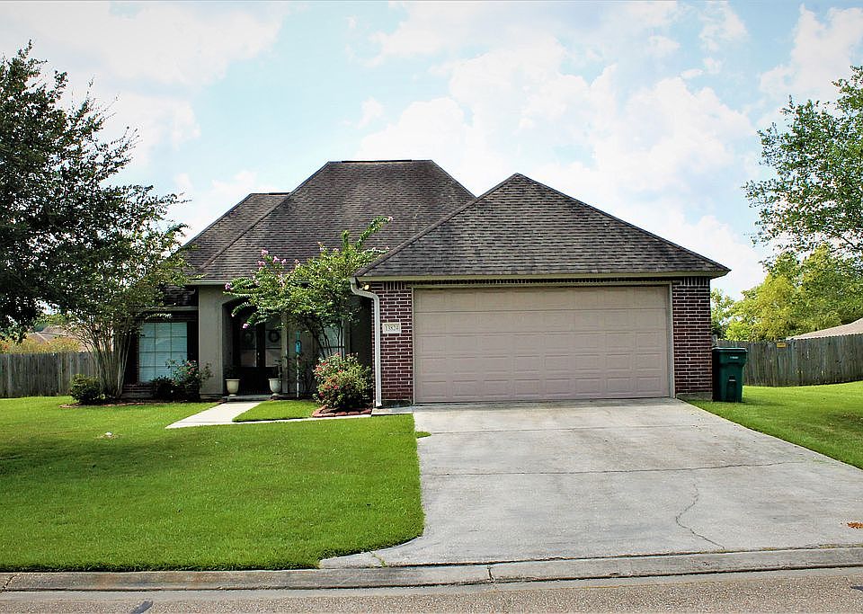 1st image of 13824 Parkway Dr