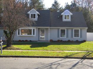 519 Buxton Rd, Toms River, NJ 08755