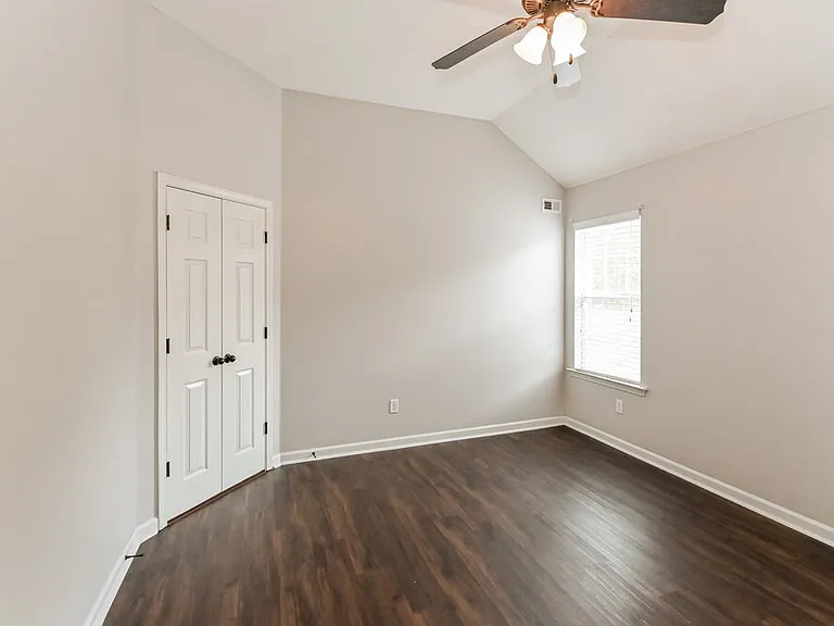 7852 Ridgedale Dr — Photo 14