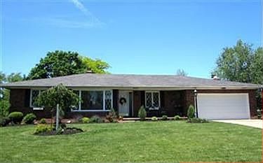 1st image of 4099 Maple Hill Dr
