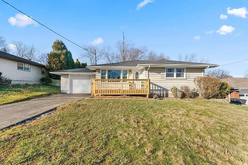 1st image of 3888 Cumberland Dr