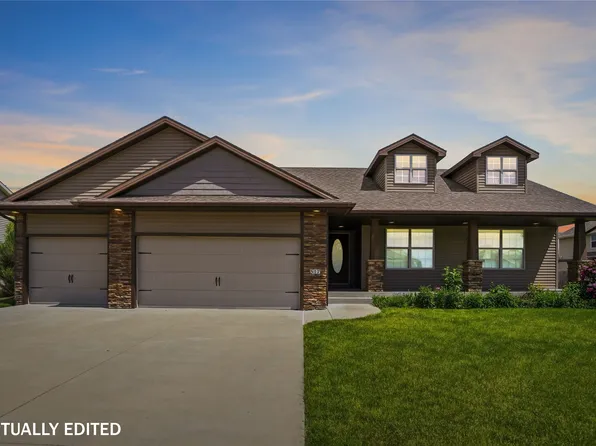 517 28th St SE, Altoona, IA 50009