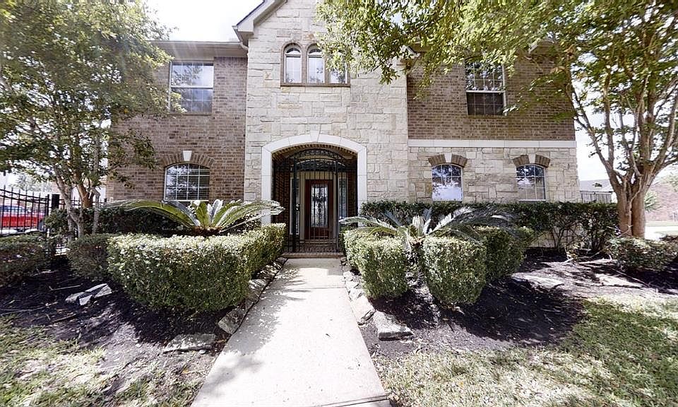 1st image of 8602 Amy Brook Ct