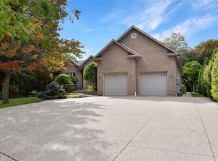 248 Southcote Rd, Hamilton, ON L9G2W1