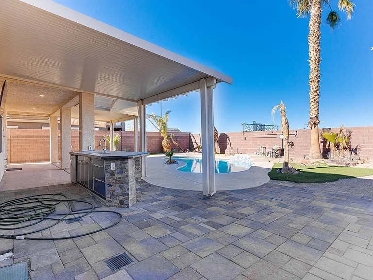 860 Viento Del Montagna Ave — Photo 20