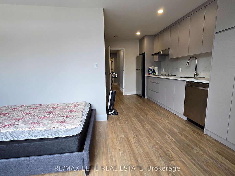 2nd image of 10 Mimico Ave #2A