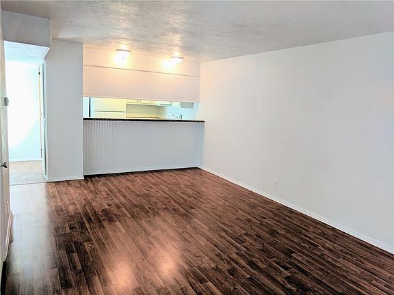 2nd image of 6242 Wheaton Dr