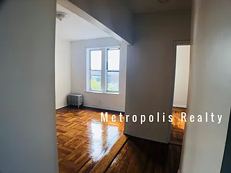 Rented by Metropolis International Realty Inc.