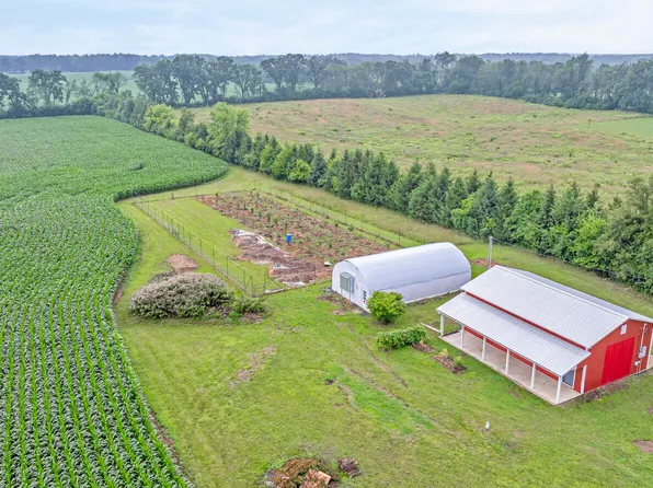 7437 Mathews Rd, Spring Arbor, MI 49283