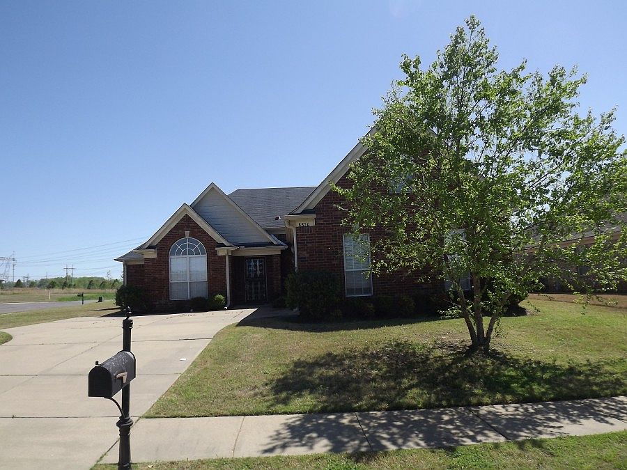 1st image of 8850 Bonfire Dr
