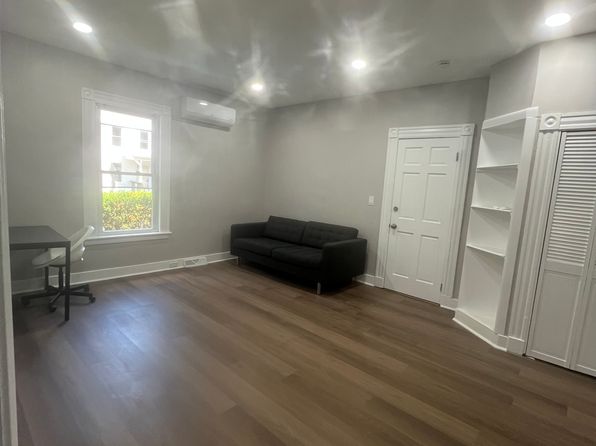12 Augur St #1