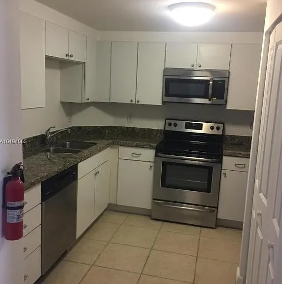 1250 S Miami Ave #10A — Photo 11