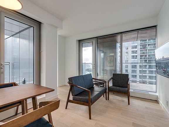 2nd image of 1480 Howe St #1102