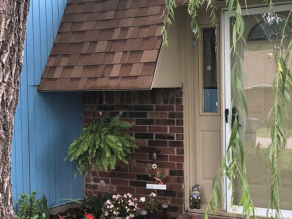 2nd image of 14243 S Hickory Pl E