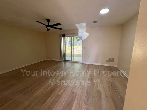 5291 Ridge Forest Dr, Stone Mountain, GA 30083