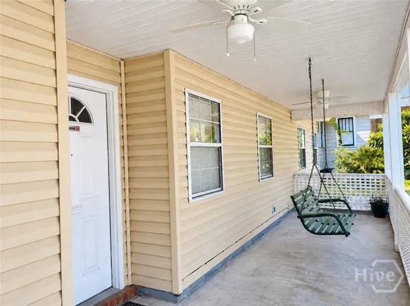 1315 Bonaventure Rd, Savannah, GA 31404