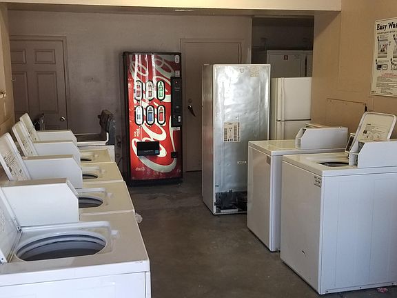 5th image of 8507 Alameda Ave