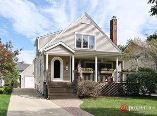 129 N Pine St, Elmhurst, IL 60126